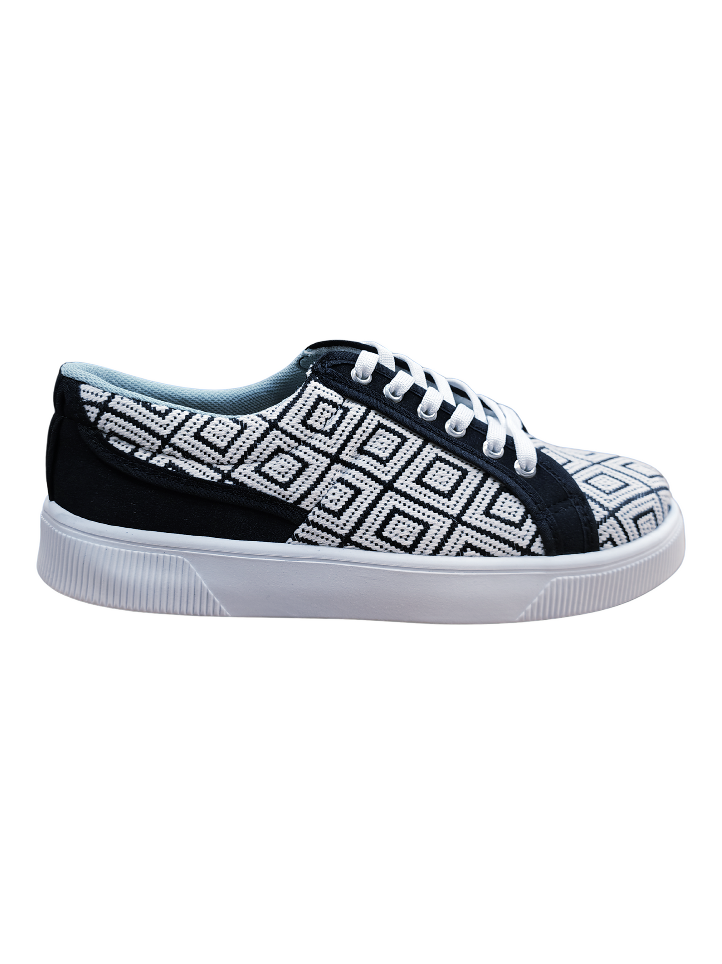 Low Sneaker Yute Otomí Negro